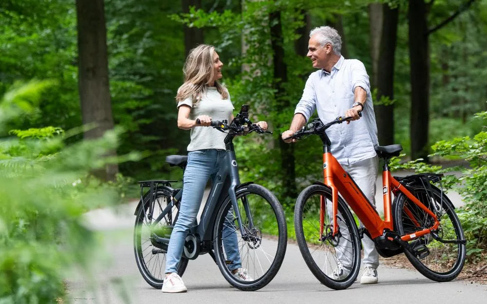 Elektrische fietsen in de showroom
